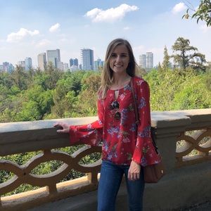 Meet your Posher, Tess